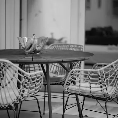 Apartment Luxury With Garden Next To Acropolis