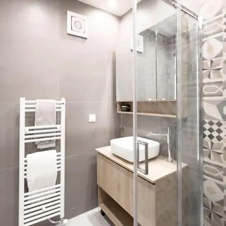 Luxury With Garden Next To Acropolis *