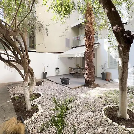 Luxury With Garden Next To Acropolis * Athens